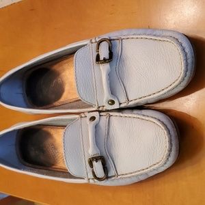 UNISA leather shoes 8.5B